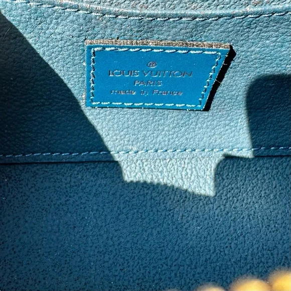 Louis Vuitton Dauphine Epi Toledo Blue Cosmetic Bag - Picture 7 of 11
